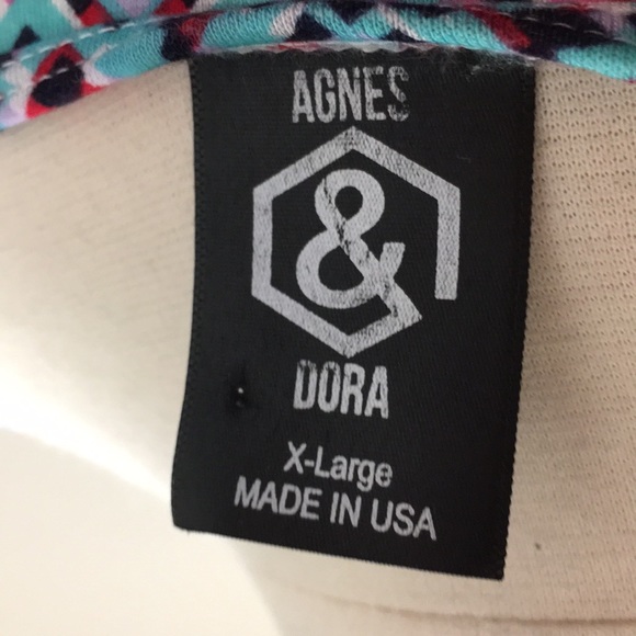 Agnes and Dora hi lo tee - Picture 3 of 4